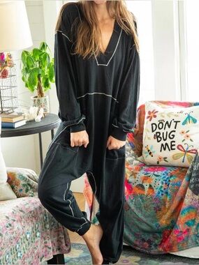 NATURAL LIFE - Black Oversized Jumpsuit